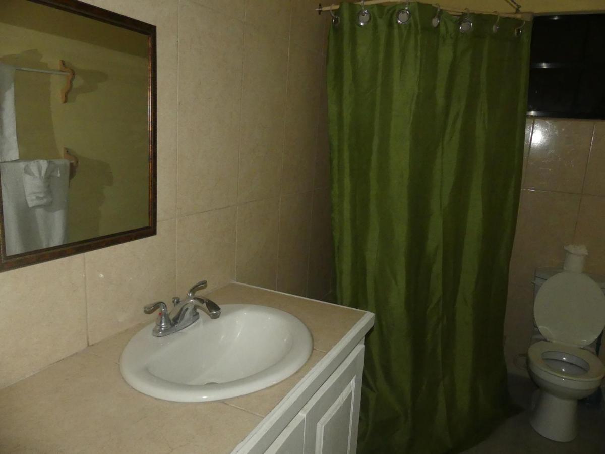 Southern Haven Guesthouse Laborie Экстерьер фото